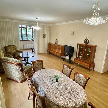 Apartment In The Center Of Erivan Dış mekan fotoğraf