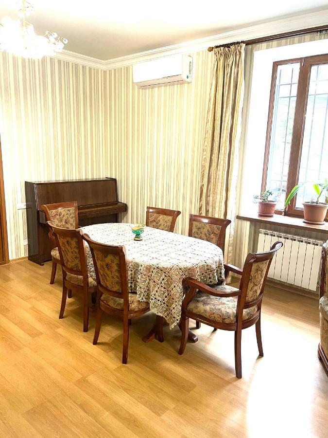 Apartment In The Center Of Erivan Dış mekan fotoğraf